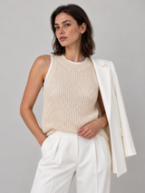 Ärmelloses Stricktop mit Lochmuster – Apricot – Vorderansicht