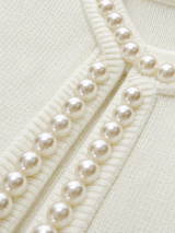 Cardigan mit Besatz in Perlenoptik und offenem Saum – Weiß, Ansicht 9