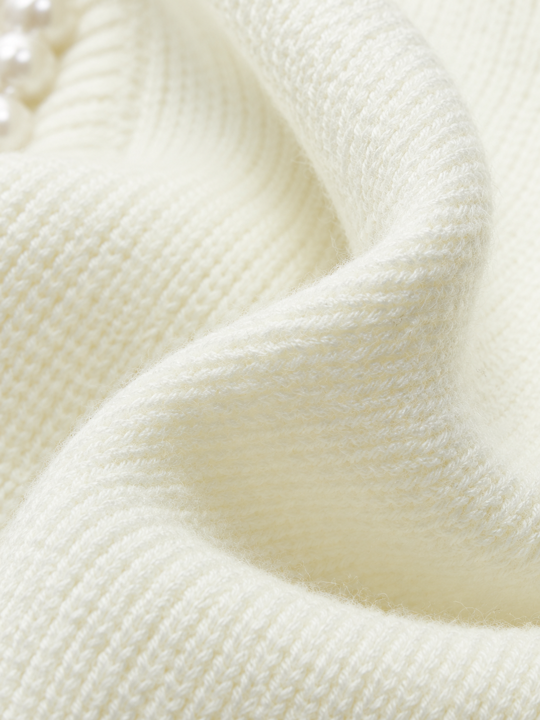 Cardigan mit Besatz in Perlenoptik und offenem Saum – Weiß, Ansicht 10