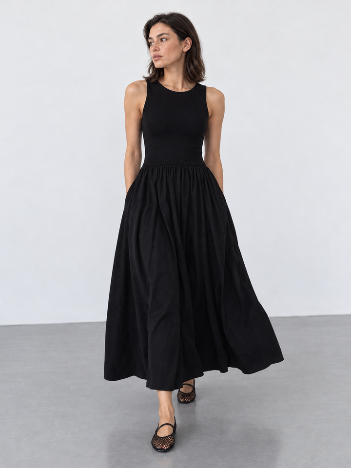 Langes Kleid mit Rundhalsausschnitt – Schwarz