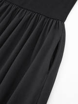 Langes Kleid mit Rundhalsausschnitt – Schwarz, Ansicht 8