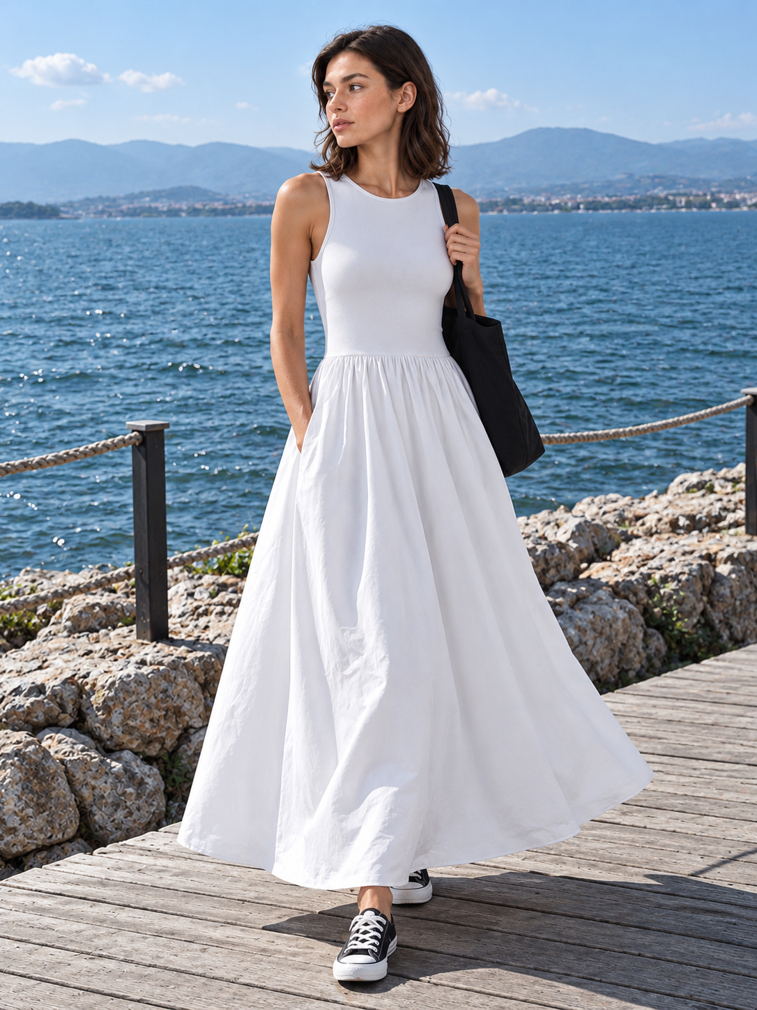 Langes Kleid mit Rundhalsausschnitt – Weiß, Ansicht 9