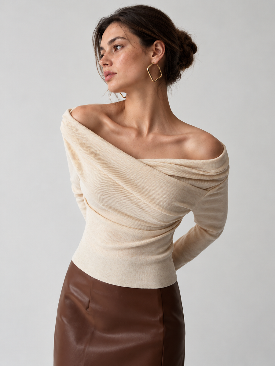 Schulterfreies Langarm-Stricktop in Wickeloptik – Apricot