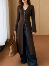 Strickkleid mit V-Ausschnitt und versetzter Knopfleiste – Dunkelbraun, Ansicht 7