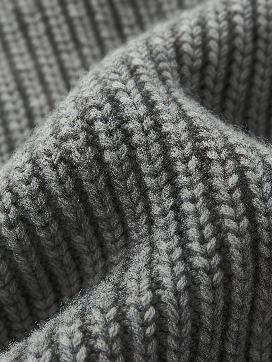 Rippstrickpullover mit Revers und Denim-Einsatz – Grau, Ansicht 4