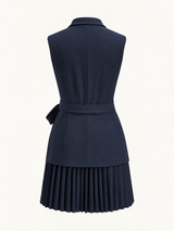 Ärmelloses Blazerkleid mit Falten und Gürtel – Marineblau, Ansicht 4