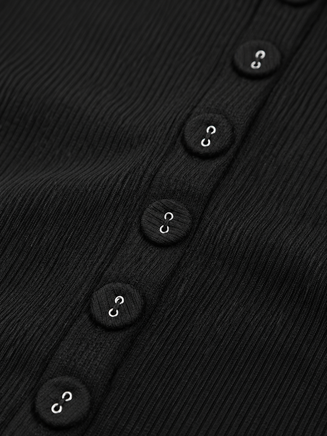 Cropped-Langarmhemd mit Knopfleiste – Schwarz, Ansicht 3