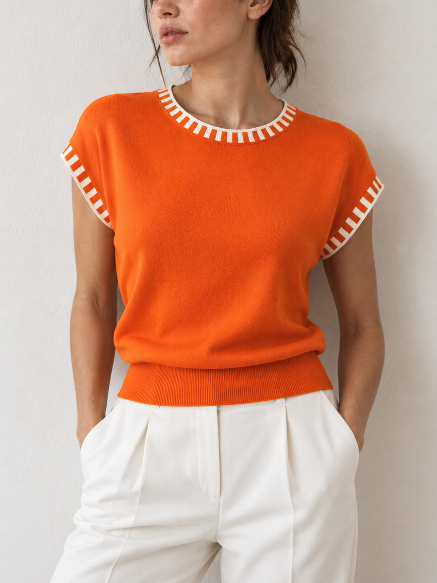 Stricktop mit Flügelärmeln und Kontrastbesatz – Orangerot